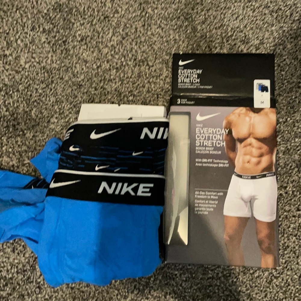 Brand New Nike boxer briefs